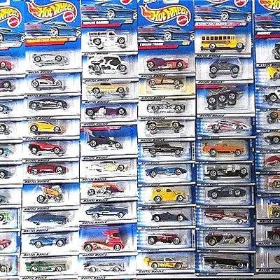 100 Hot Wheels!