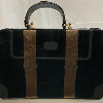 Sale Photo Thumbnail #168