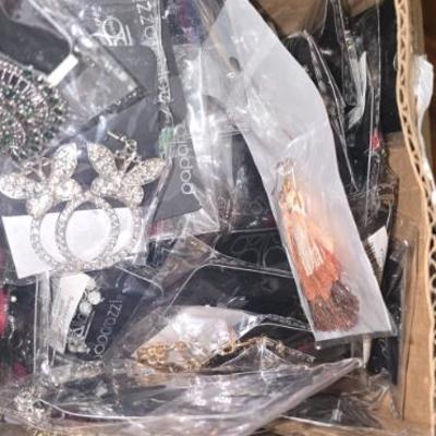 Sale Photo Thumbnail #210