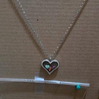 Sale Photo Thumbnail #110