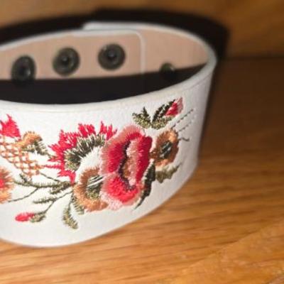 Sale Photo Thumbnail #217