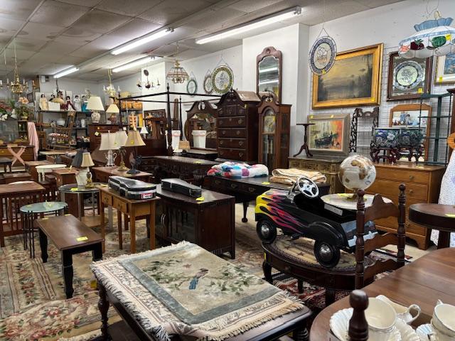 Sale Photo Thumbnail #2