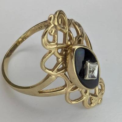 10K Gold, Onyx & Diamond Ring...Sz 8