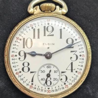 1940's Elgin Pocket Watch... Working 