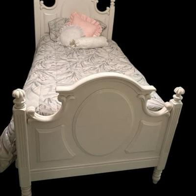 Sale Photo Thumbnail #172