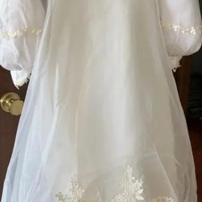 Women’s Lace Wedding Dress