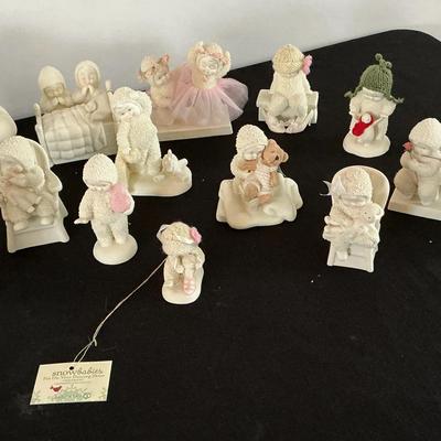 Lot Of Snowbabies Figurines