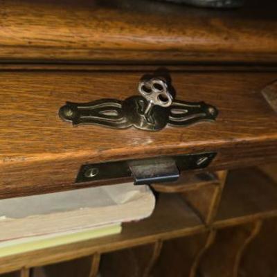 Sale Photo Thumbnail #699