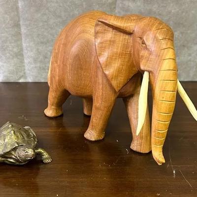 Wooden Elephant Sculpture & Pikes Peak Brass Turtle Ashtray 