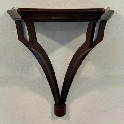 Chelsea House - Wooden Sheraton Bracket