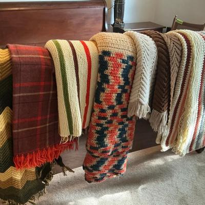 Throws Crocheted And Knitted Lot Of 6
