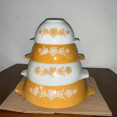 1960’s Pyrex Butterfly Gold Set