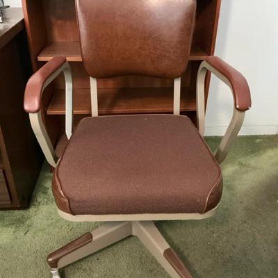 United Desk Chair