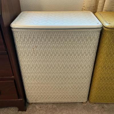 Vintage Harvey Cream Wicker Hamper