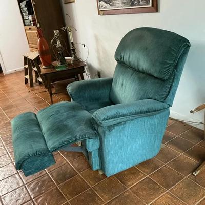 Teal La-Z-Boy Recliner 