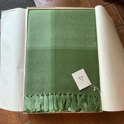 NIB The Three Weavers Green Tone Wool Blanket