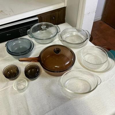 Vintage Round Covered Pyrex 