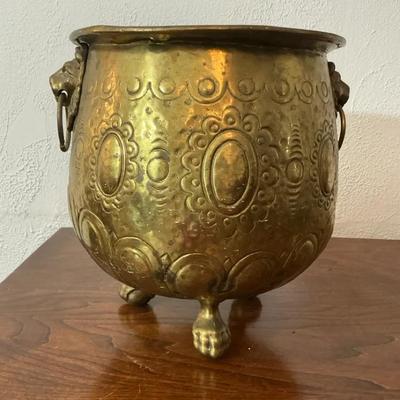VTG Brass Lions Head Jardiniere Or Cachepot