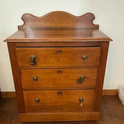 Antique 19th Century Walnut Washstand