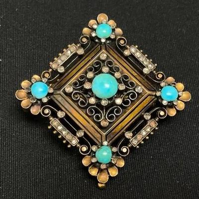 Tasteful Turquoise-Like Brooch