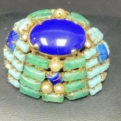 Statement Schreiner Brooch