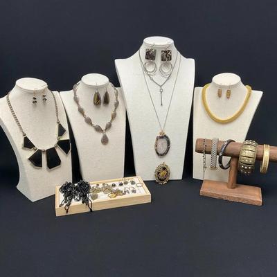 Various Necklaces, Bracelets And Earrings 
