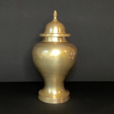 Vintage Brass Urn/Vase/Ginger Jar