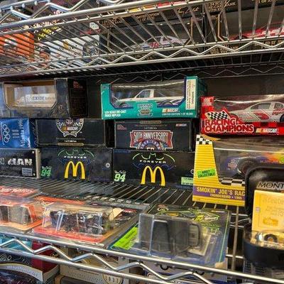 4024 • die cast nascar cars and trucks