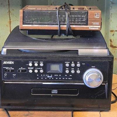 3030 • jensen 3 speed stereo & panasonic clock radio