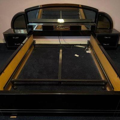 7510 • (5) piece bedroom set