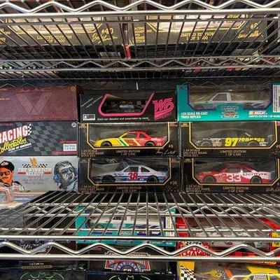 4022 • die cast nascar cars