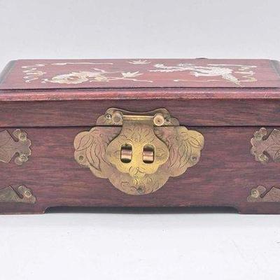1900 • wooden jewelry box
