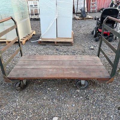 84004 • industrial push cart