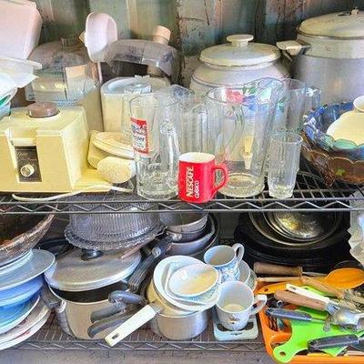 3524 • kitchen appliances & silverware