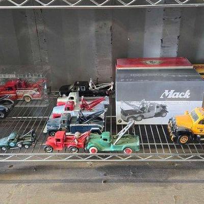 4040 • die cast tow trucks