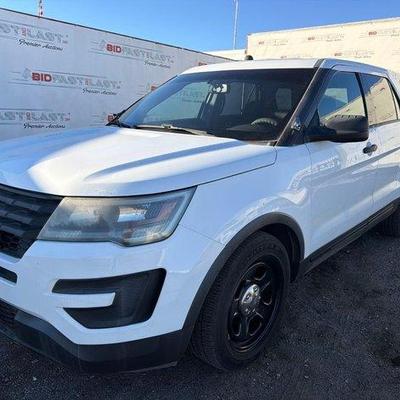 165 • 2016 ford explorer