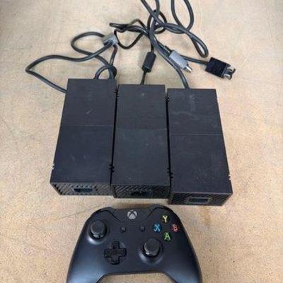 2516 • (3) xbox power supplies and 1 controller
