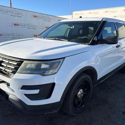 240 • 2017 ford explorer