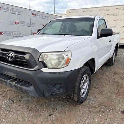 135 • 2014 toyota tacoma