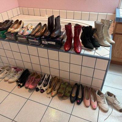 8192 • women’s shoe collection
