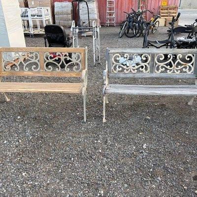 84002 • (2) innova park benches