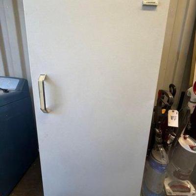 8138 • tappan upright freezer
