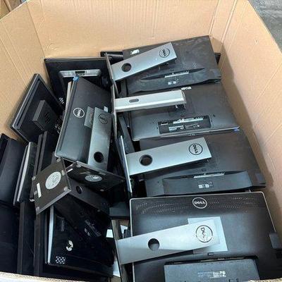 2510 • (37) dell monitors