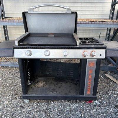 81014 • blackstone propane griddle with 2 burners