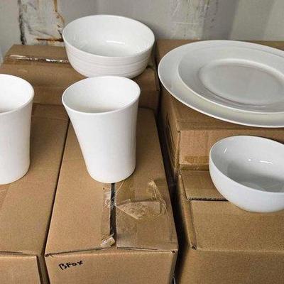 4086 • mikasa bone china