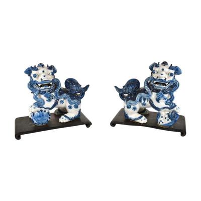Foo Dogs