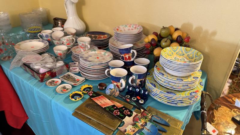 Sale Photo Thumbnail #96