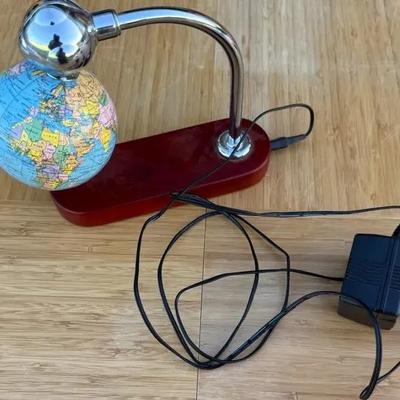 Vintage Light-Up World Globe Desk Lamp with Wood Base