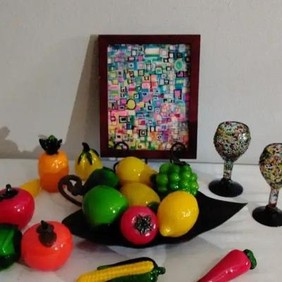 Assorted Decorative Items