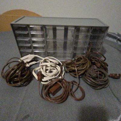 Plastic Storage Drawer Cabinet with Assorted Extension Cords – Workshop / Garage Lot